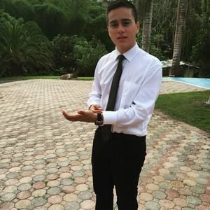 Meet your Posher, Milton